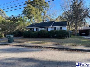 140 North St, Darlington, SC 29532