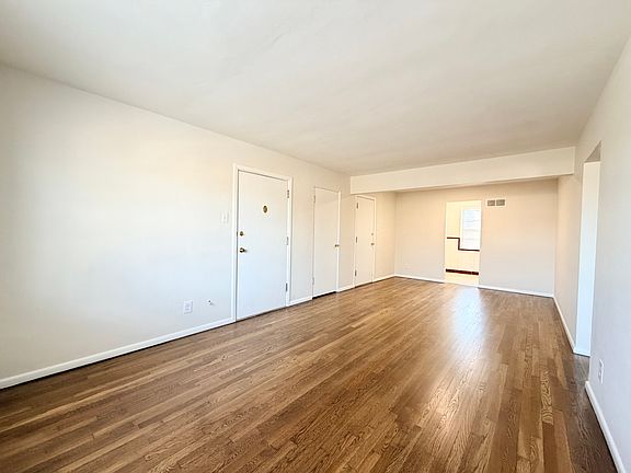 5th image of 7219 Hampton Ave APT 2N