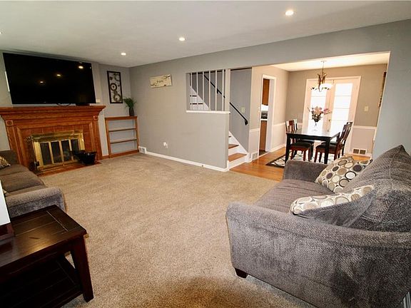 5th image of 16477 Glenridge Ave