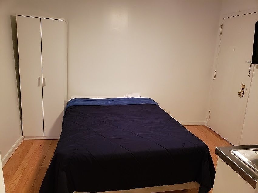 2nd image of 340 Amsterdam Ave #304