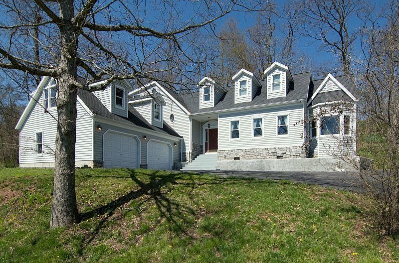 1st image of 644 Lamplighter Dr