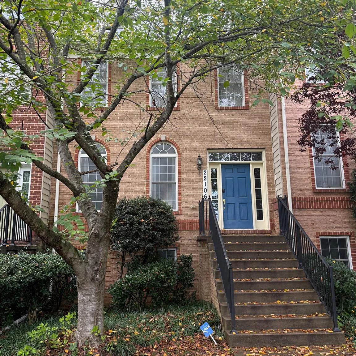 4 bed, 3.5 bath, 2566 sqft, $3,250 — Photo 3
