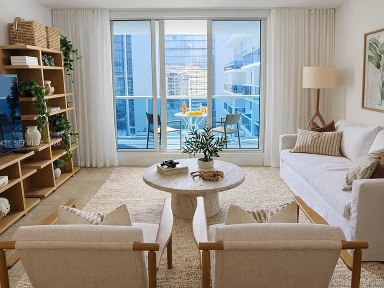 2301 Collins Ave #1501 — Photo 8