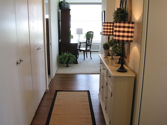 2nd image of 1337 21st Ave #10A