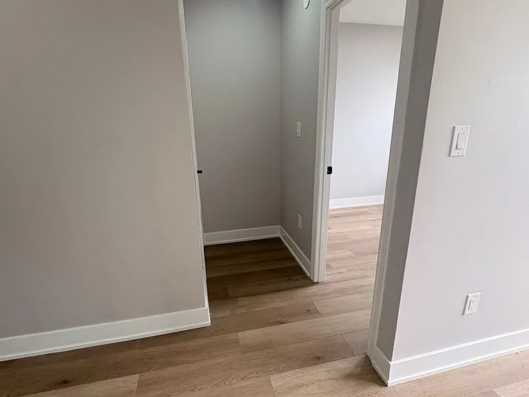 1689 Victoria Park Ave — Photo 6