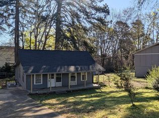 2115 Wright Ave, Benton, AR 72019