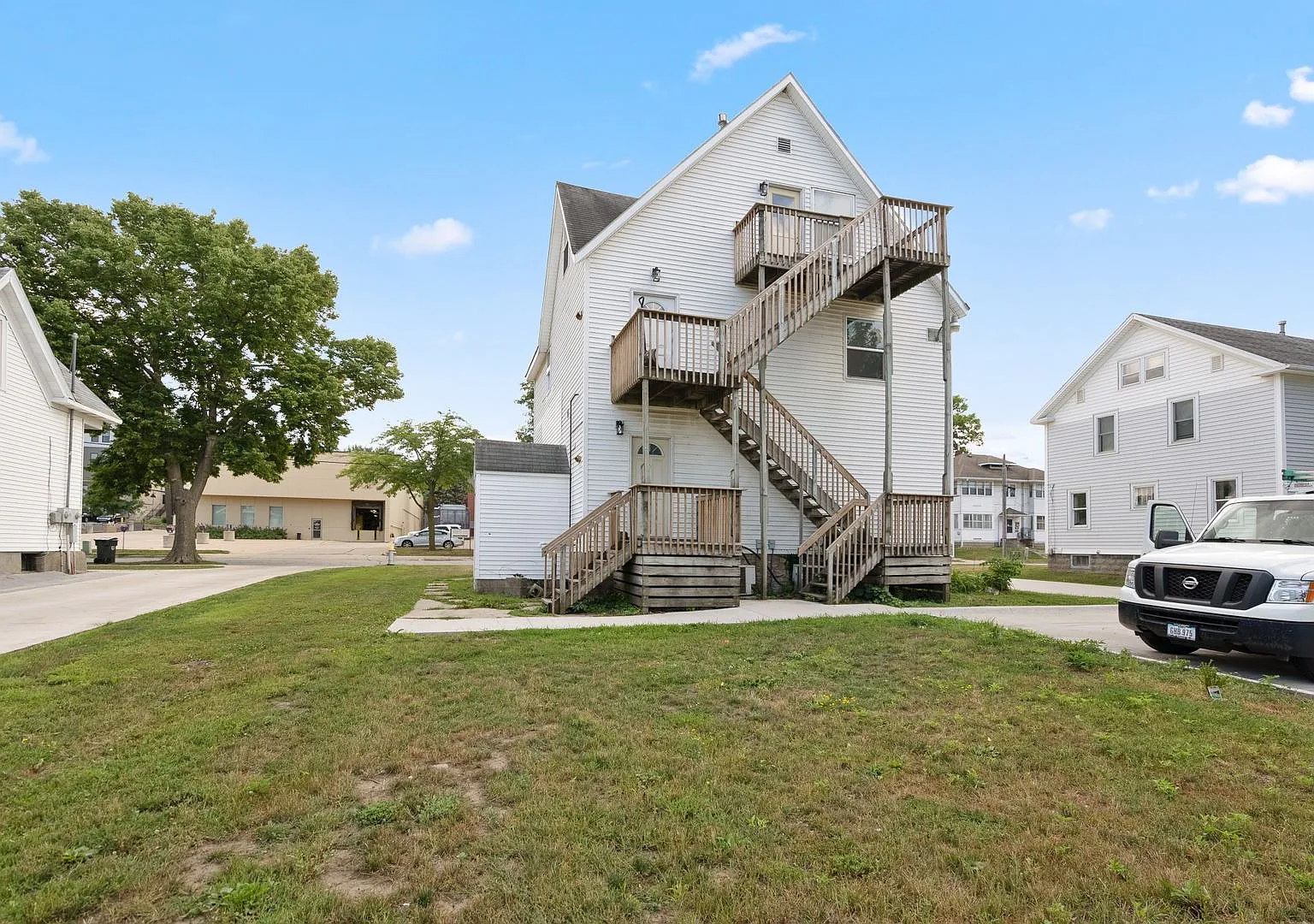 1015 W 22nd St - Cedar Falls — Photo 4