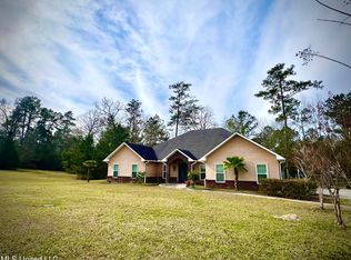 115 Village Ln, McComb, MS 39648
