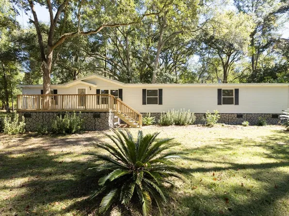 629 Smokehouse Farms Dr, Greenville, FL 32331