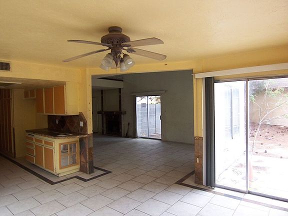 2nd image of 6804 Riverdale Way