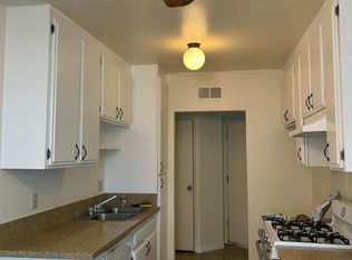 21340 Parthenia St APT 212, Canoga Park, CA 91304