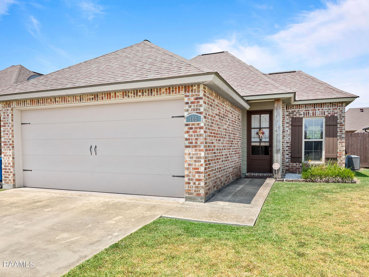 105 Canton Ct, Youngsville, LA 70592 MLS 23006984 Zillow