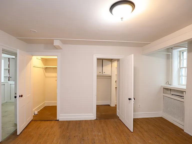 16 John St #5 — Photo 15