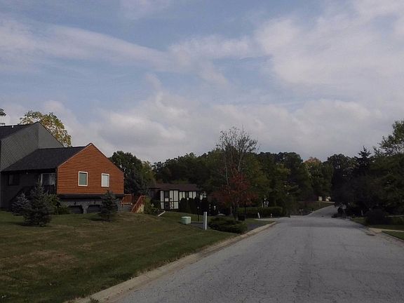 4th image of 456 Amhurst Rd