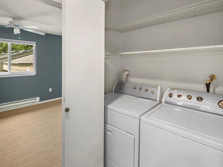 4214 W Lake Sammamish Pkwy NE #301 — Photo 22