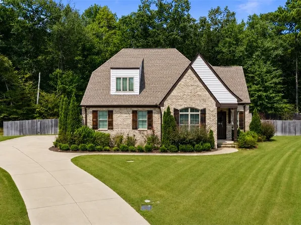 217 Brookshire Ct, Auburn, AL 36832