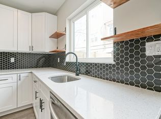 2245 Earp St, Philadelphia, PA 19146