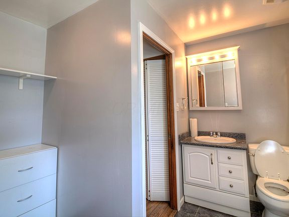 5th image of 7437 Smithfield Ave