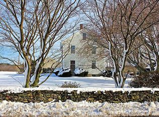 742 Jepson Ln, Middletown, RI 02842