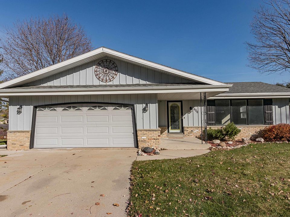 1st image of 606 Cabrini Cir