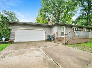 2511 Crabapple Ln, Hobart, IN 46342