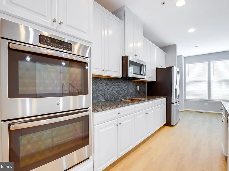 43306 John Michael Ter — Photo 14