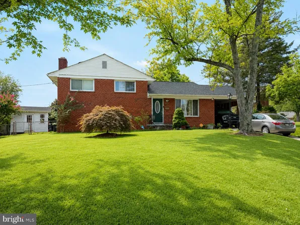 8000 Carey Branch Pl, Fort Washington, MD 20744