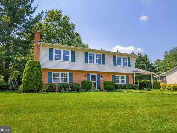 213 Wildman St NE, Leesburg, VA 20176