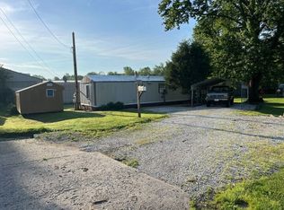 200 California St, Bridgeport, IL 62417