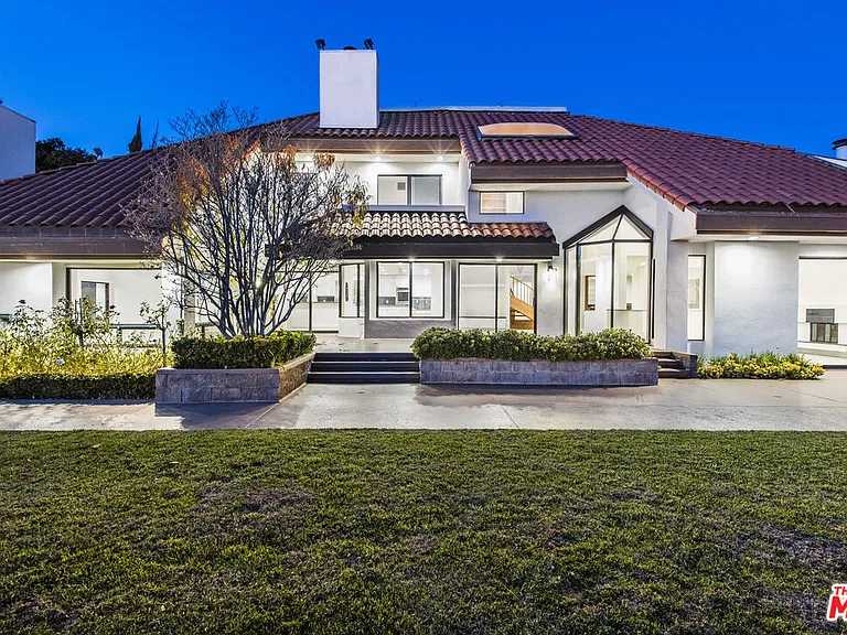 7940 Vulcan Dr — Photo 4