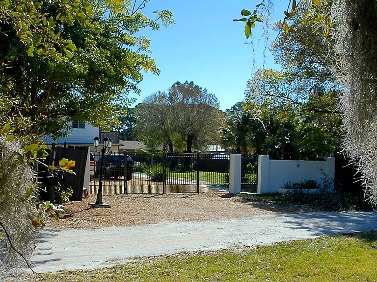 5343 Midland Rd — Photo 17