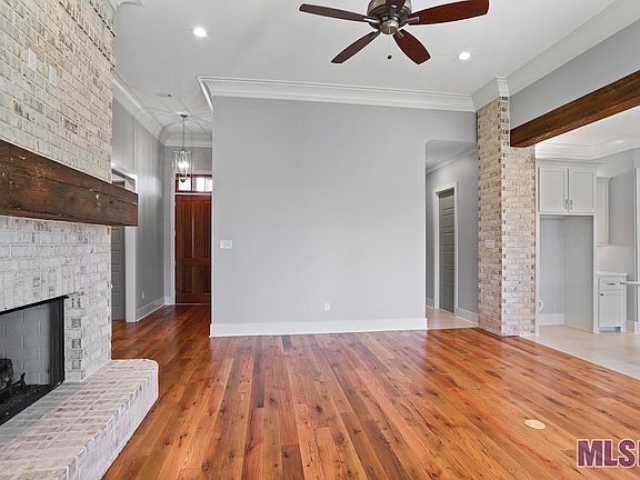 3rd image of 41015 Talonwood Dr