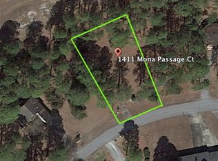 1411 Mona Passage Ct, New Bern, NC 28560