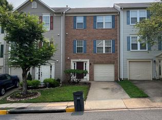 14288 Glade Spring Dr, Centreville, VA 20121