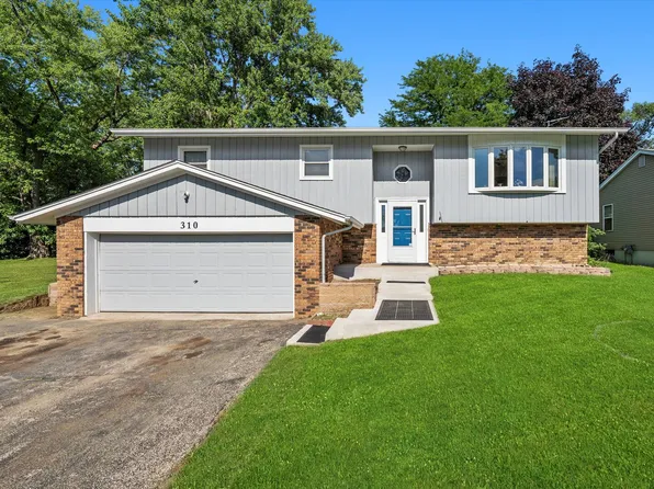 310 Crystal Lake Rd, Lake In The Hills, IL 60156