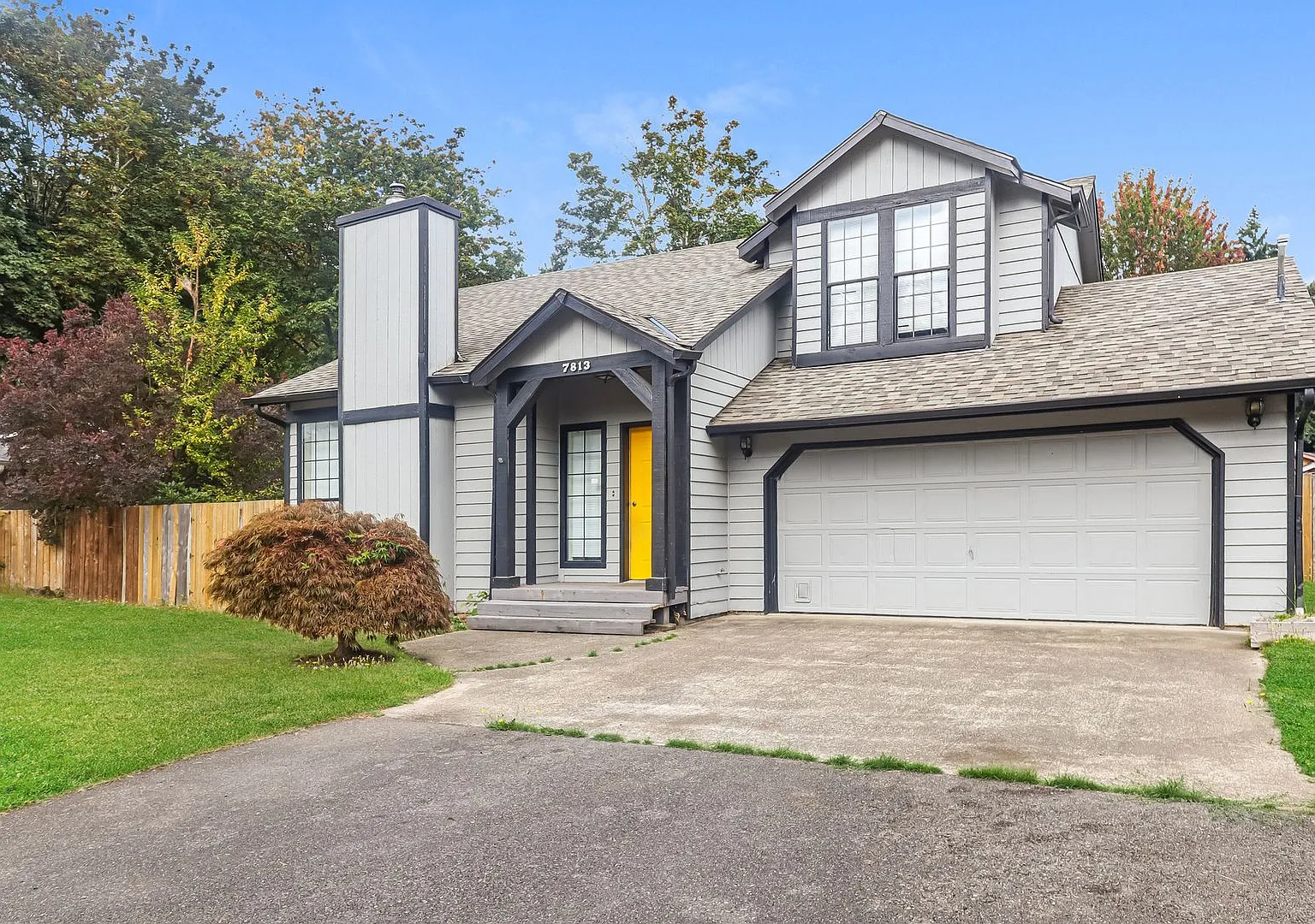 Charming Olympia Home with Skylights, Fireplace & 2-Car Garage — Photo 2