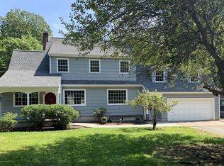 87 Laddins Rock Rd, Old Greenwich, CT 06870