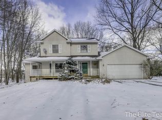 4097 Sandy Ridge Ct, Dorr, MI 49323