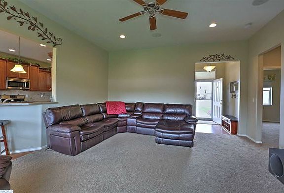 4th image of 1804 Wallace Ct