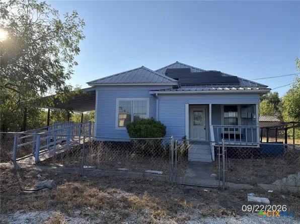 117 W San Saba St, Lometa, TX 76853