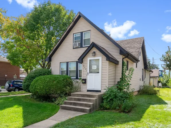 7501 W Winnemac Ave, Harwood Heights, IL 60706