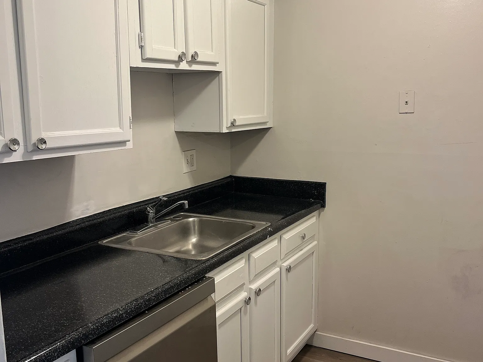 Stonewood Apartments — Photo 2