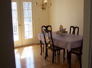 1200 Bond St, Herndon, VA