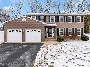 19 Conifer St, Howell, NJ 07731