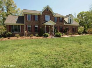 6812 Springfield Dr, Lorton, VA 22079