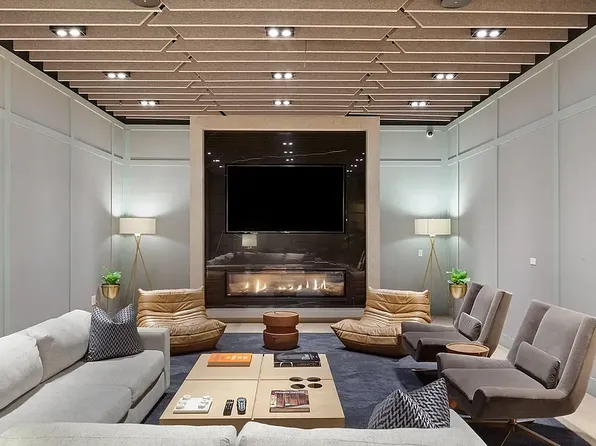 70 West 37th Street image 24 of 28