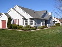 1st image of 40 Pine Hollow Ln