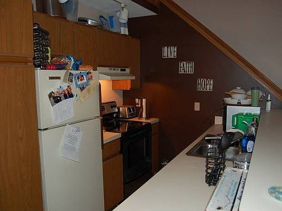 3rd image of 1711 Westhampton Dr