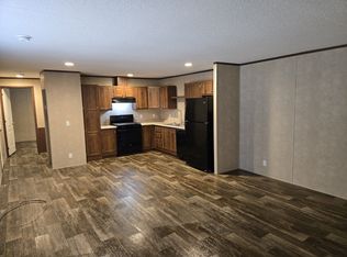 132 Gregory Dr, Pendleton, IN 46064