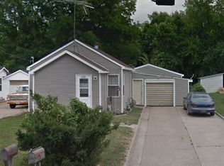 1100 N H St, Oskaloosa, IA 52577